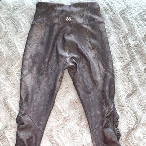 brand new carrie underwood workout leggings